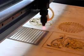 Лазерная гравировка по дереву в Беларуси